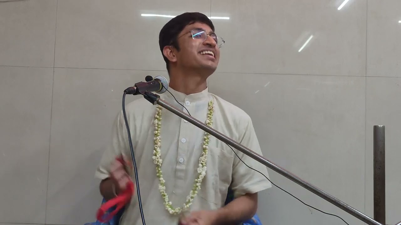 Melodious kirtan by H G ArjunSakha Prabhu 13 Dec 22