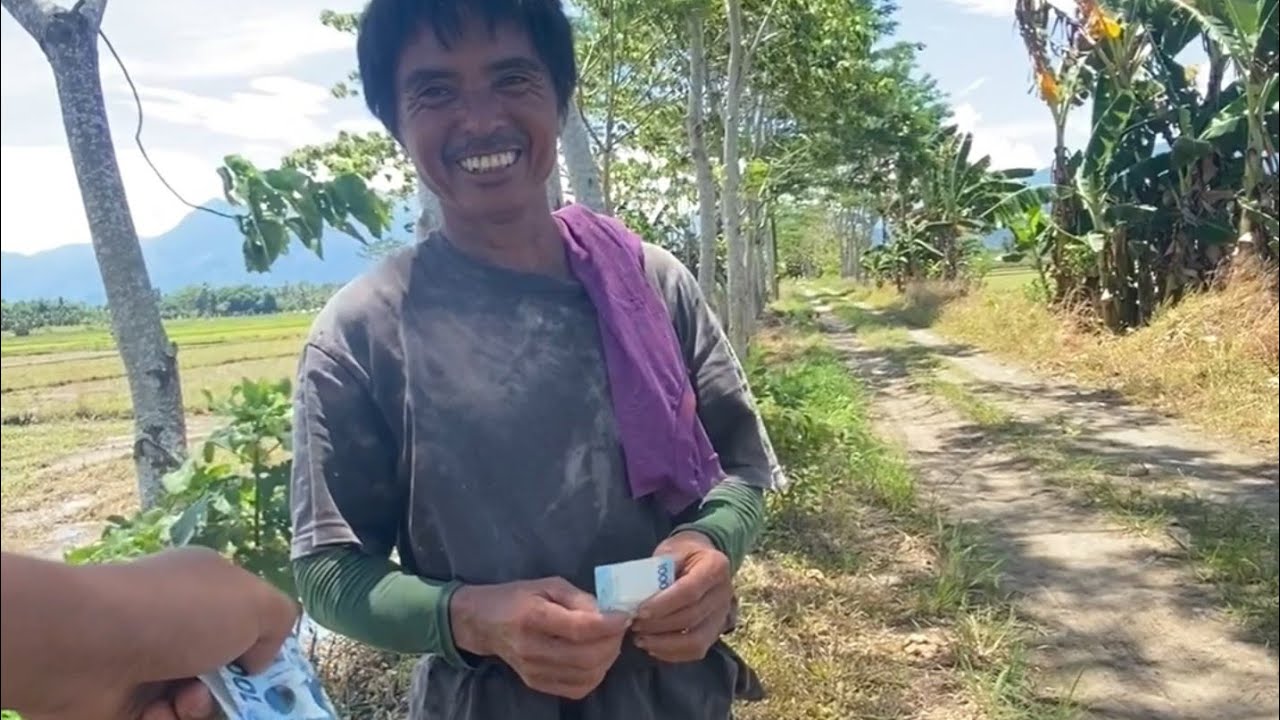 iniwan daw siya ng Kanyang ASAWA 🥺💔 Kasi nasa palayan lang daw trabaho niya