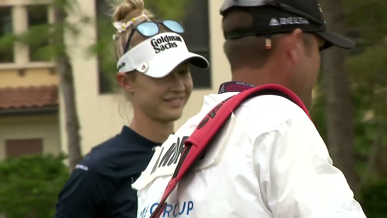 Women's Golf Roll Out
