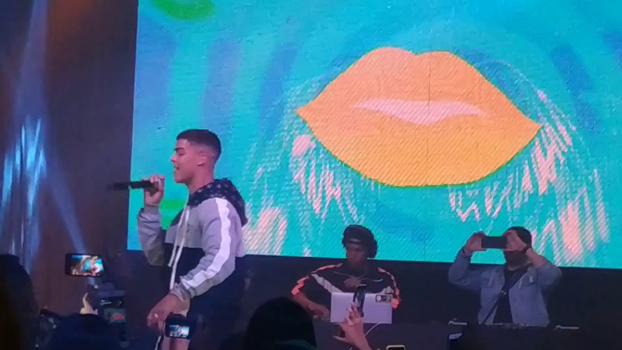 Lunay - Soltera (Remix) En Vivo Colombia 01/06/2019