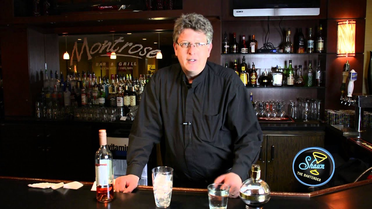 How to make a Berry Wine Cooler