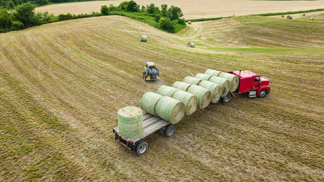 Big Bale Mover - Big Red & The Flatbed