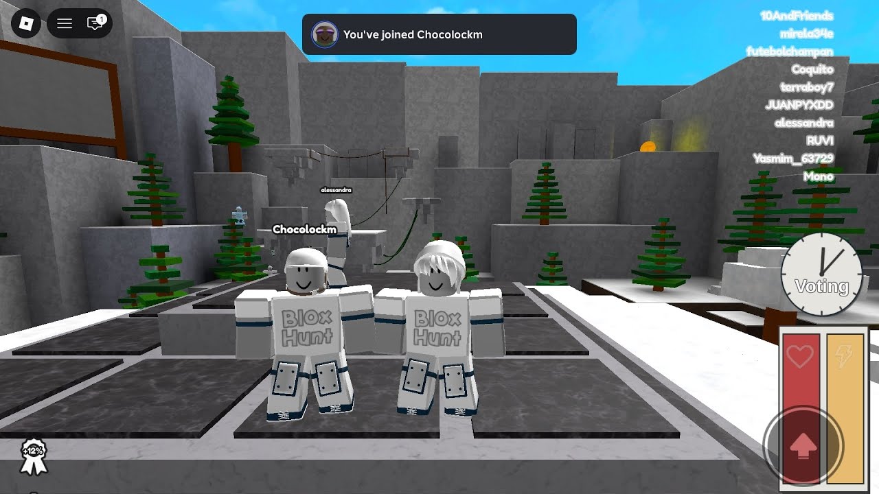 Playing Blox Hunt In Roblox
