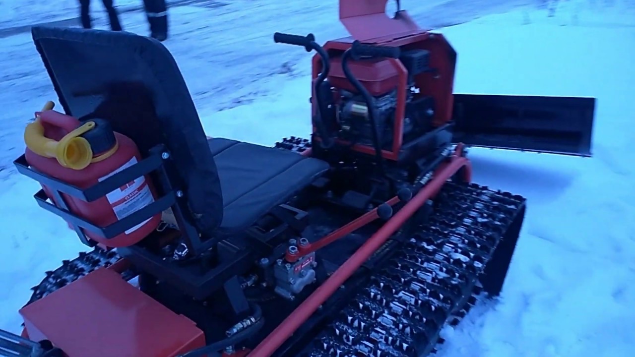 Новый мини трактор на гусеничном ходу и гидравлике Форза.