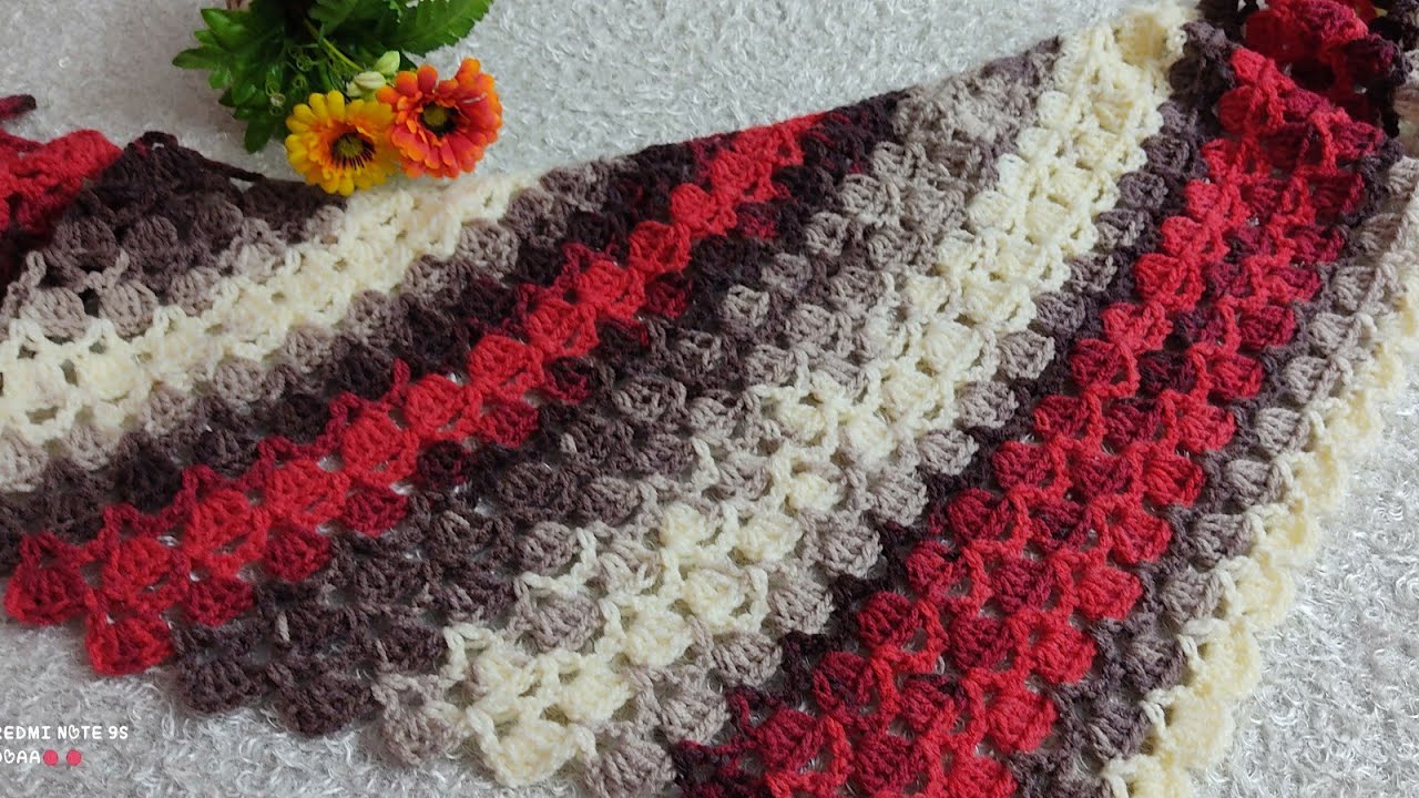 كروشيه: سكارف أو شال مثلث بغرزة سهلة جدا how to crochet traingel shawl