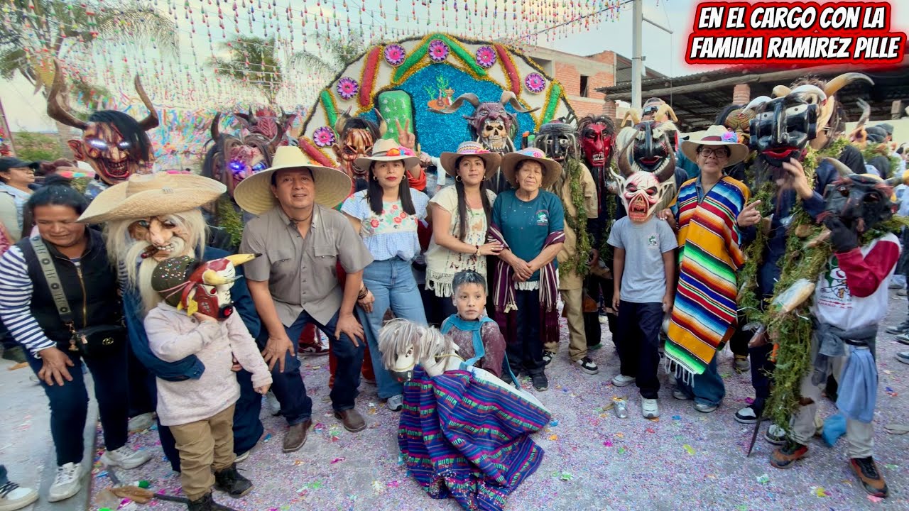 En el Cargo de la Familia Ramirez Pille Lunes de carnaval Torito El Cobra 
