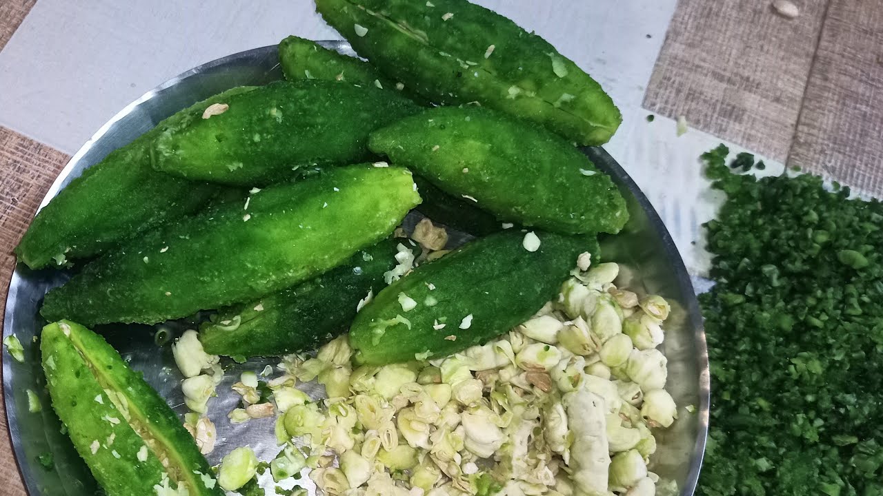 भरवा करेला...Part 1 .....Mummy & Varsha's Recipe is live!