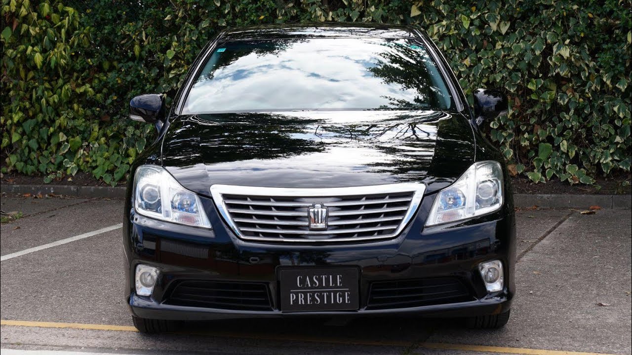 Toyota Crown (Royal Saloon) - IMP315 | Video Walk-Around • Castle Prestige LTD