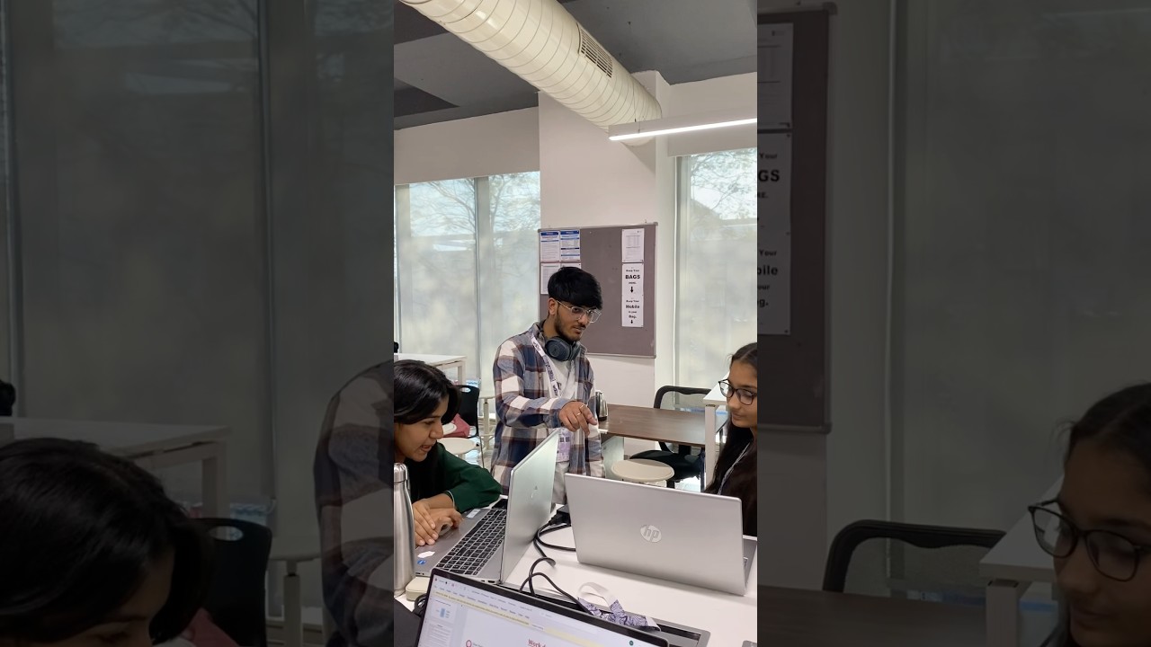 Pehli Baar Hackathon Judge Bana 🤯🔥 #hackathon #coding #judge #bennett #university #college #vlog