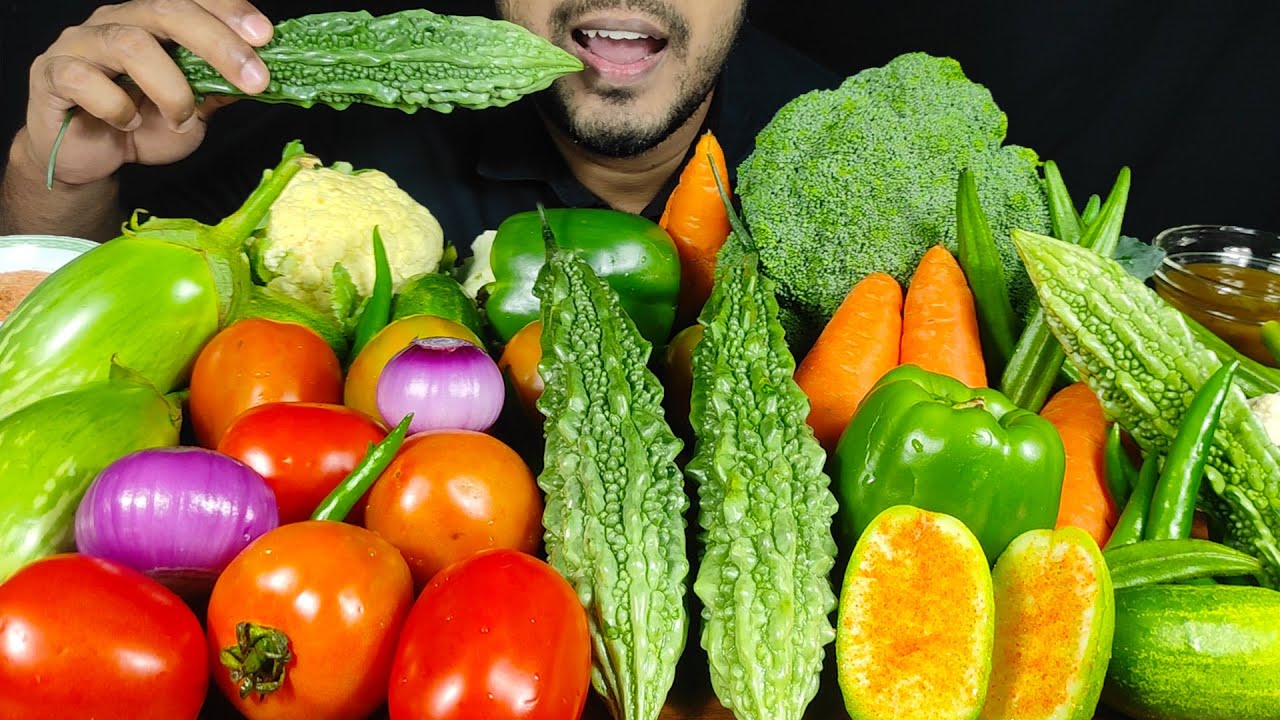 EATING RAW FRESH VEGGIE PLATTER | VEGETABLE EATING SHOW | HEALTHY FOOD | CRUNCHY EATING SOUNDS