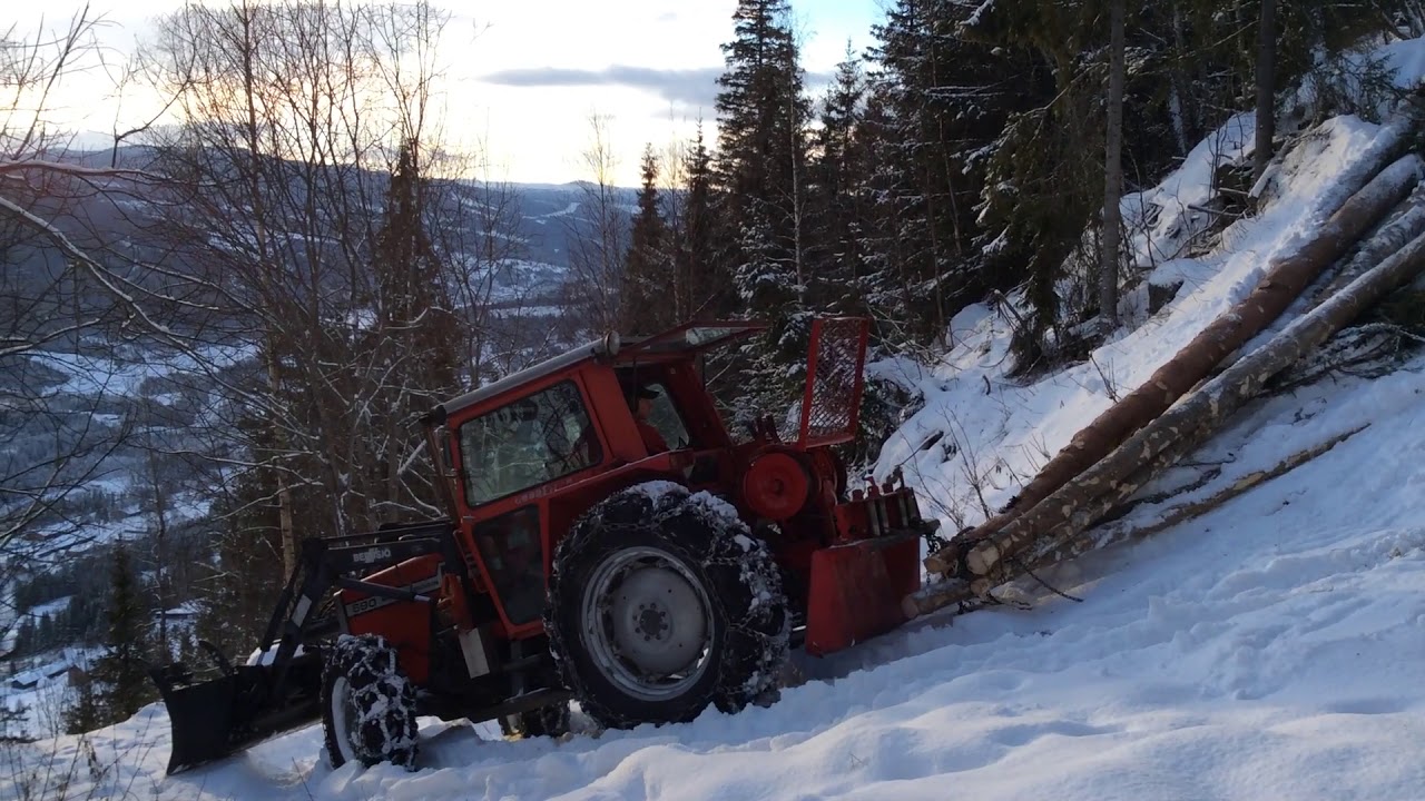 Massey Ferguson 590 4