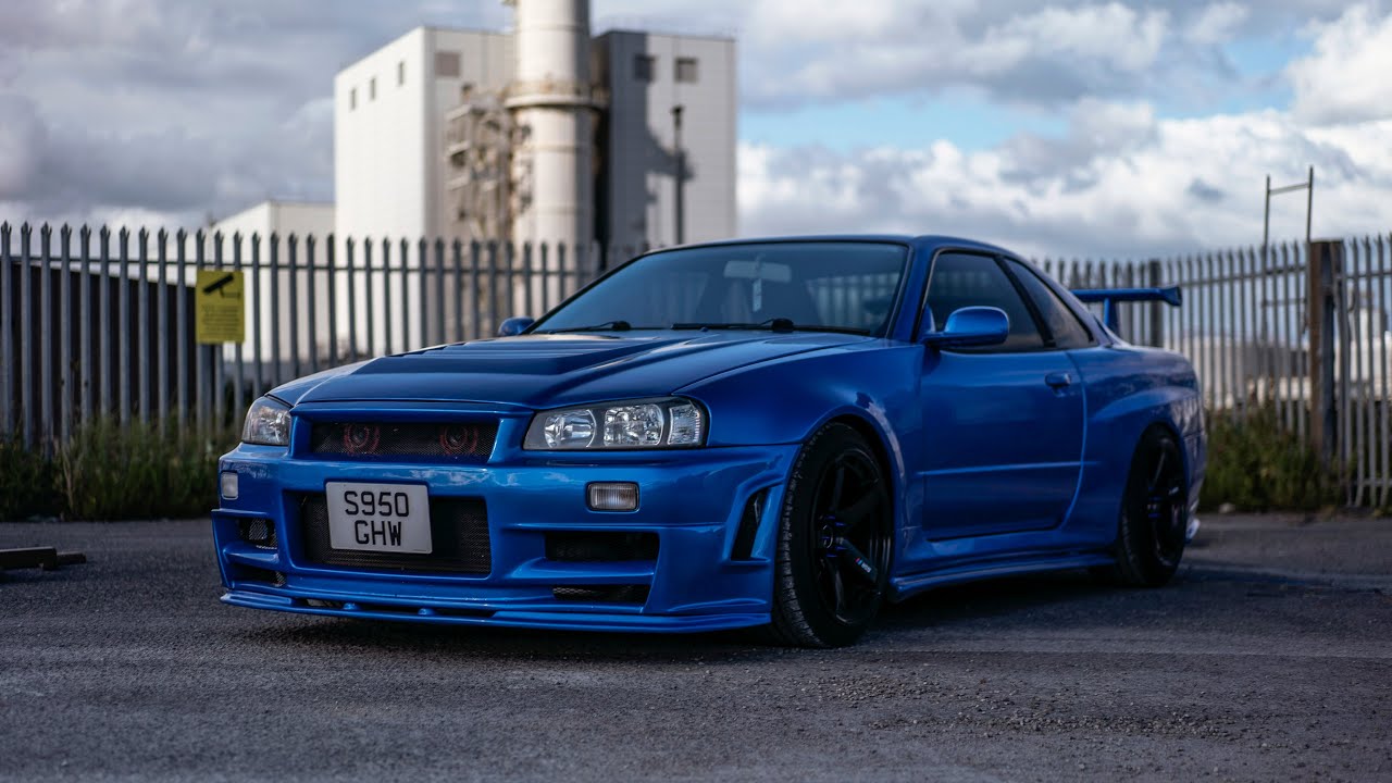 PAUL'S BAYSIDE BLUE NISSAN SKYLINE R34 | Z-TUNE