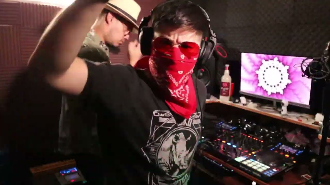 N0ises B.D & Pink FX - FIRST CONTACT (Video Live Session)
