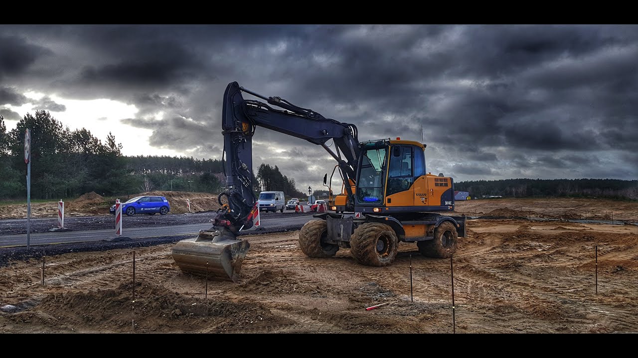 Puszek Operator - #2 Praca z brukarzami - work with pavers VOLVO EW140C with INDEXATOR tiltrotator