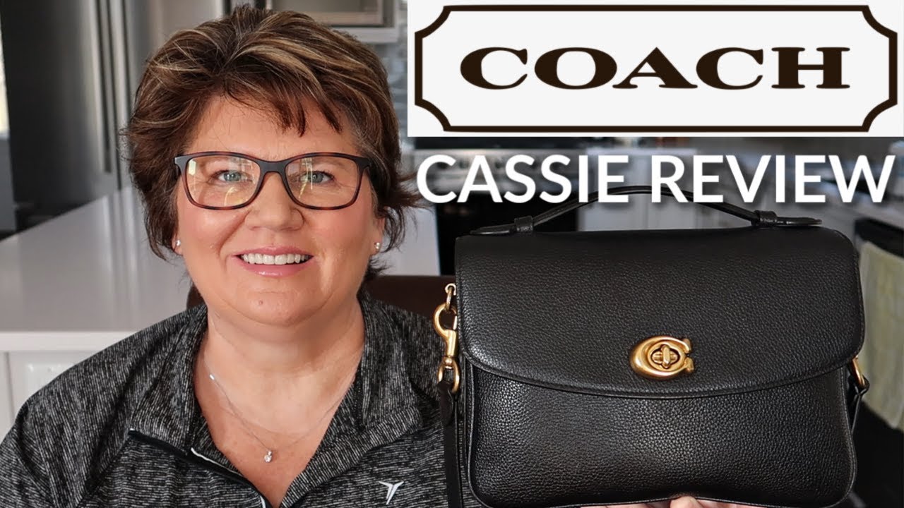 👜 Coach Cassie Bag Review | What's in My Coach Crossbody Bag? 👜