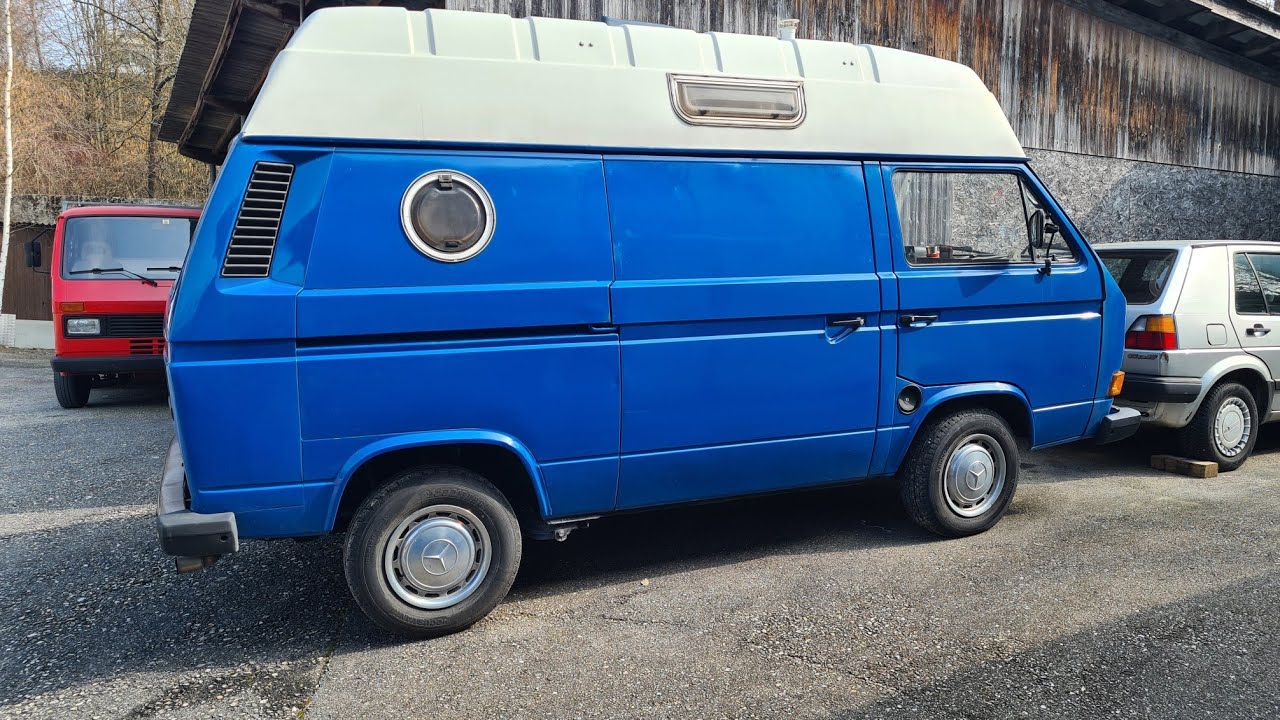 VW Bully T3 VW Golf 2 Kultwohnwagen Eicher Traktor
