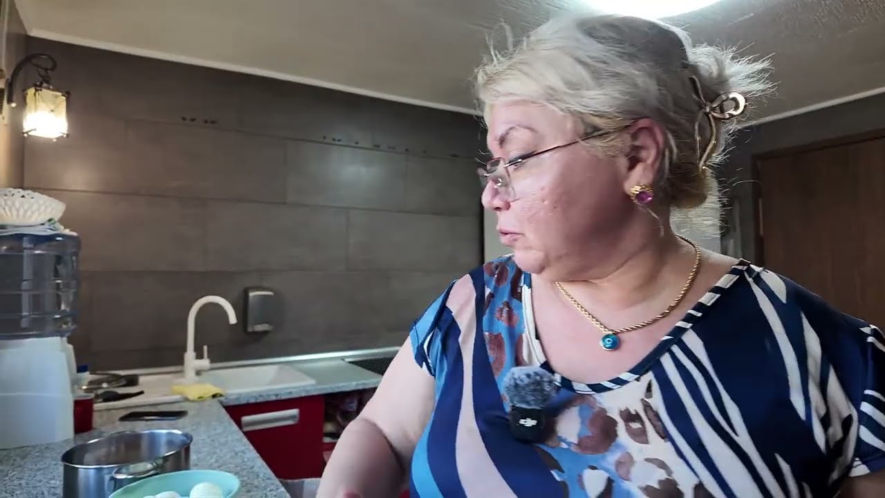Боюсь не сдержаться. Тут без скандала не разобраться. 