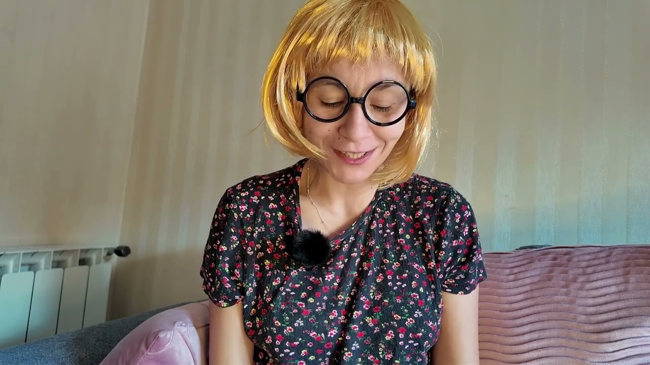 Ania czytaKanarek nutek