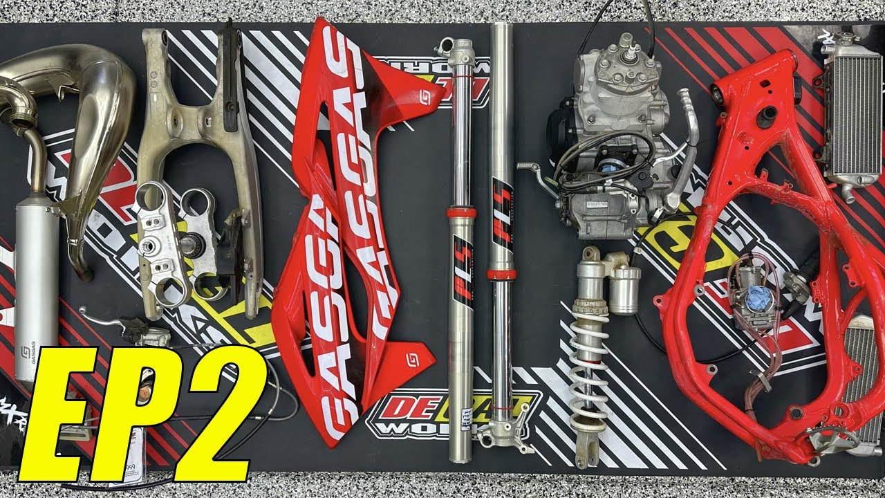 70+ horsepower TWO STROKE BEAST - YES PLEASE! 🤯 The 2023 Gas Gas MC500 | Big Bore Dirt Bike Build
