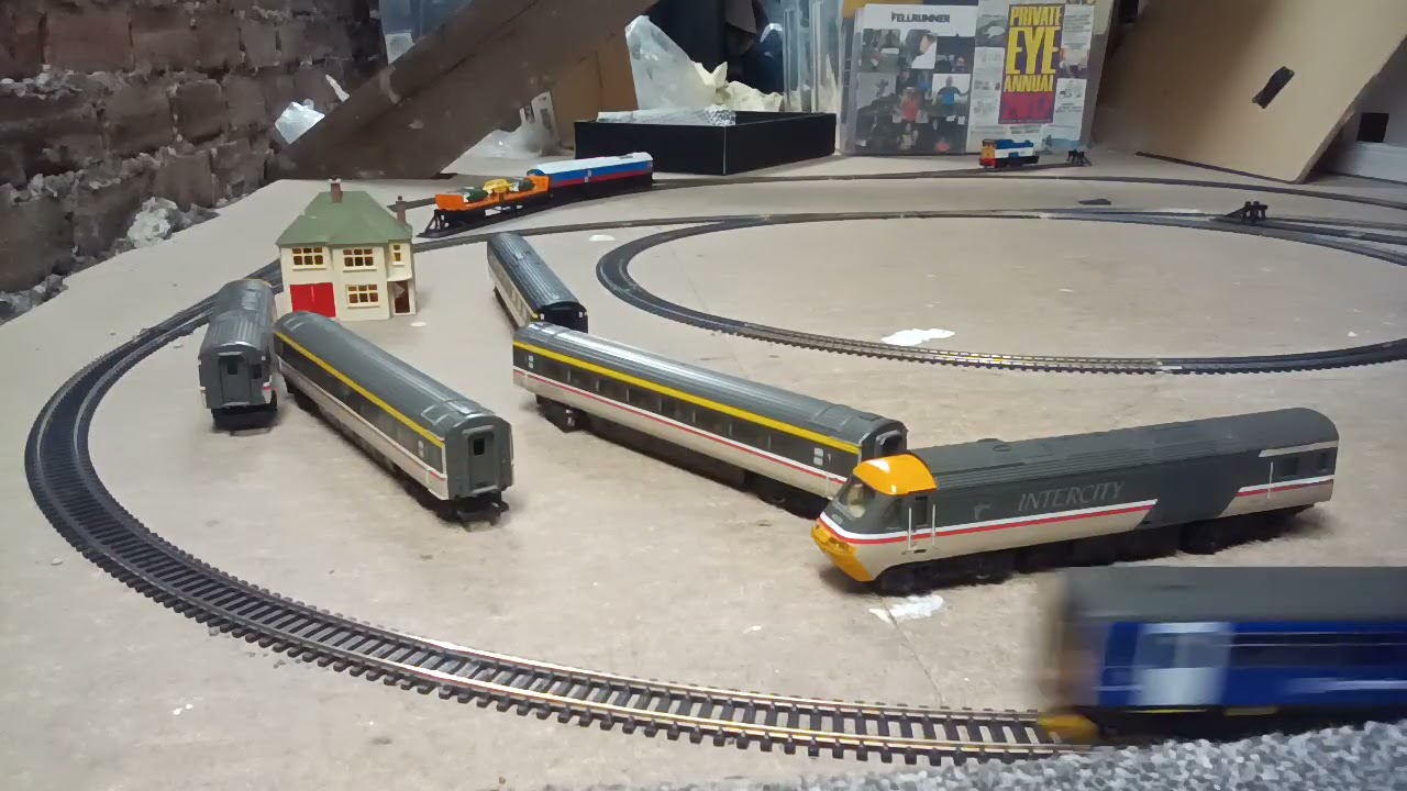 Hornby Class 153 Review