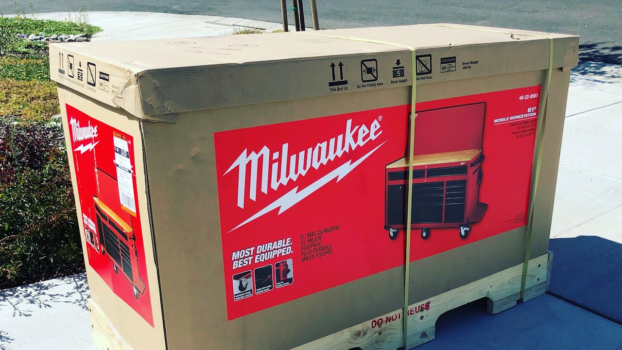 Milwaukee 61” Workbench Unboxing
