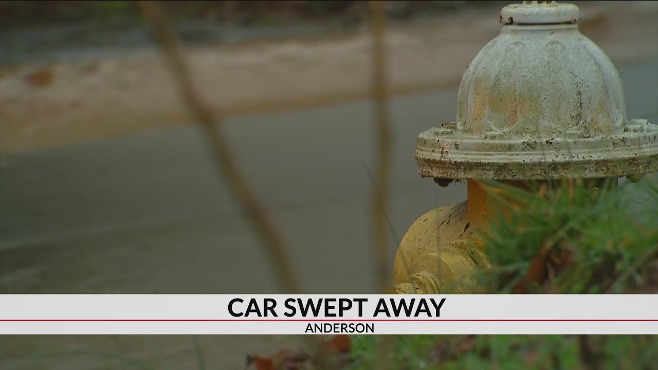Anderson woman warning others after car hydroplanes, gets swept away into water-filled ditch