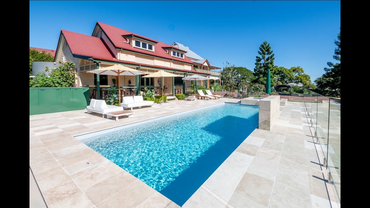 MFP Easy Presents: The Stunning Kensington & Spa Combination Fibreglass Pool! 
