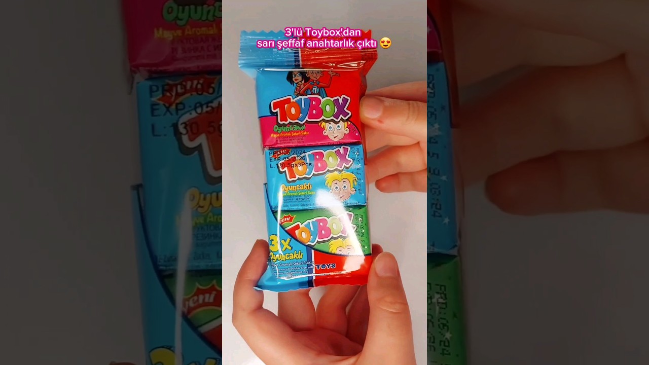 3'l&uuml; Toybox'dan sarı şeffaf anahtarlık &ccedil;ıktı 😍 #reklam