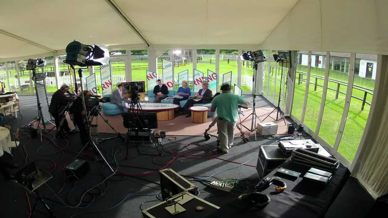 Channel 4 Racing - Morning Line Studio Build Time Lapse.mp4
