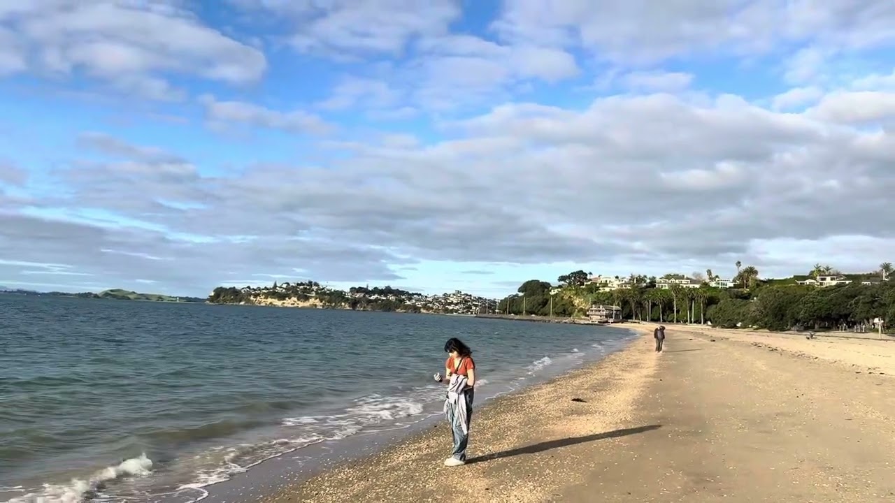 Kohimarama is a coastal residential Auckland suburb, located to the east of the city.