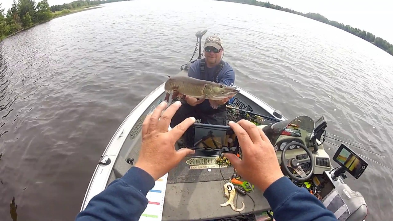 60 SECONDS with LAKE X, Volume 9.  Flowage Toad.