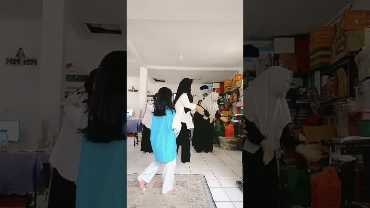 Latihan tari zapin melayu 
