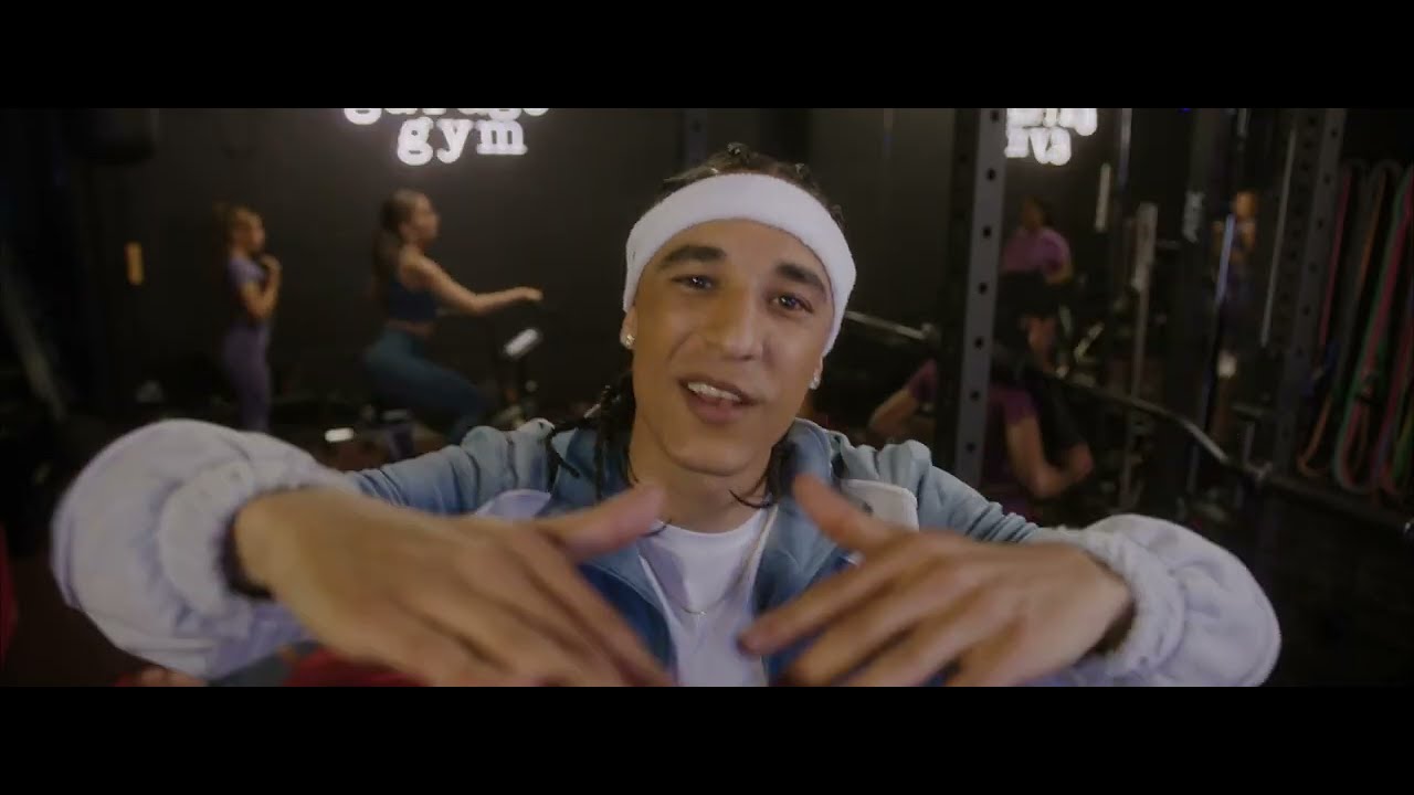 ANAAKI - Squat (Official Video)