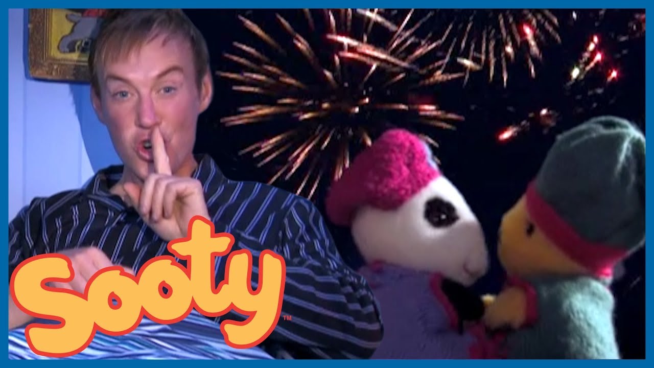 It's Getting Dark! 🦇| Halloween Special | The Sooty Show