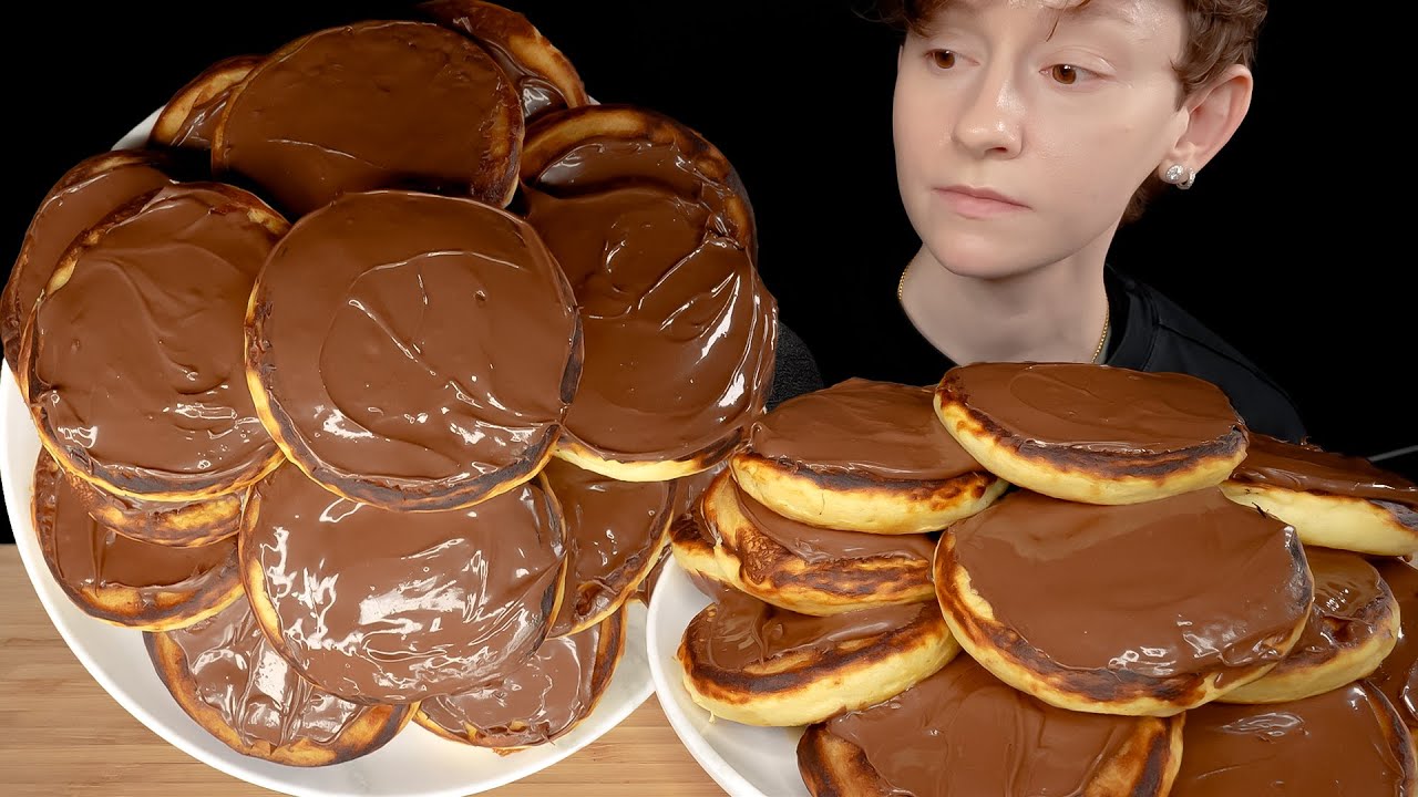 ASMR Nutella Pancakes [Mukbang / Soft Eating Sounds]