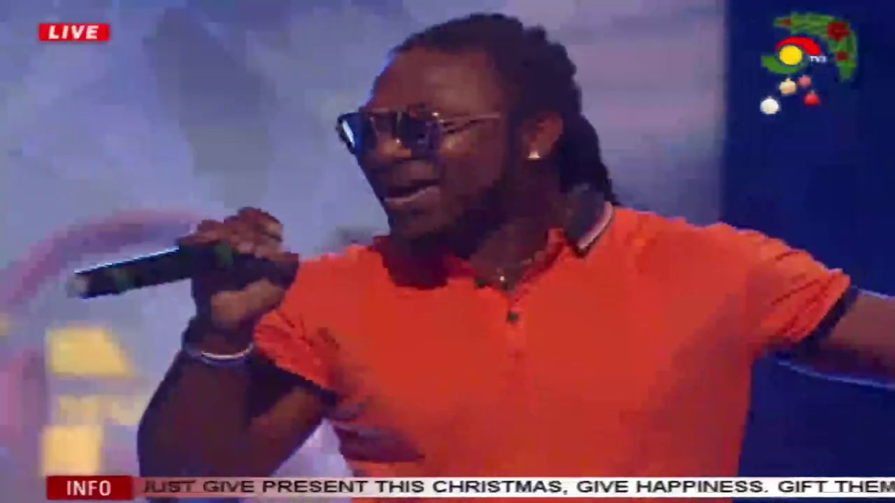 Bright of BukBak thrill patrons on TV3 Music Music