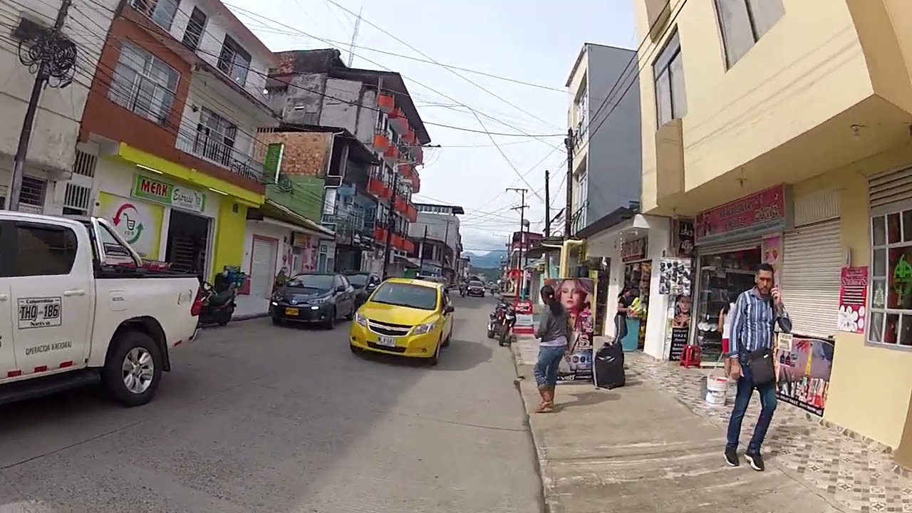 14 Villagarzón - Putumayo, kra 3 y 7ma. Tour en moto por Colombia.