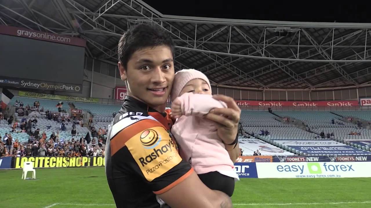 Delouise Hoeter talks Women in League