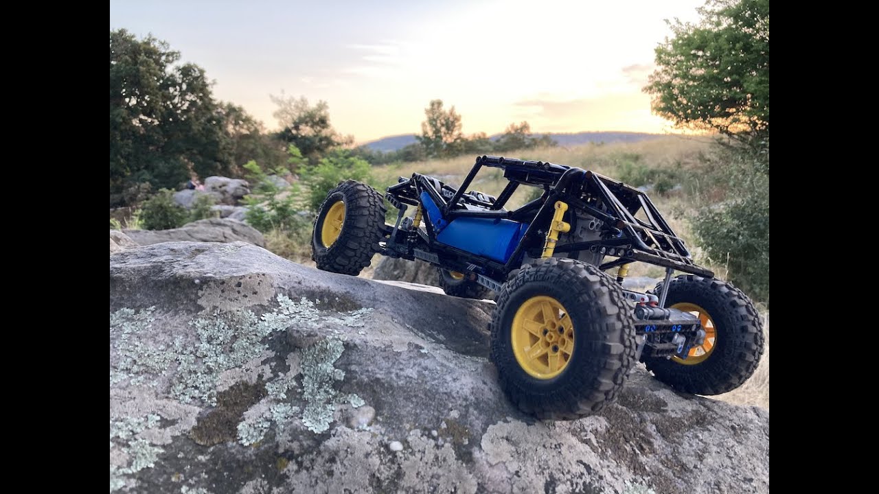 Lego Technic Rock Bouncer (based on Tim Cameron's Tyrant)
