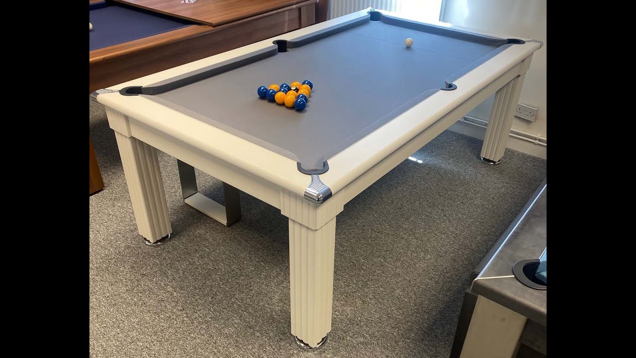 Traditional Pool Dining Table in White.