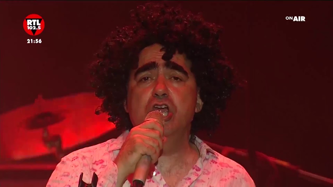 Elio e Le Storie Tese - Essere donna oggi (Live ultimo concerto Collisioni 2018)