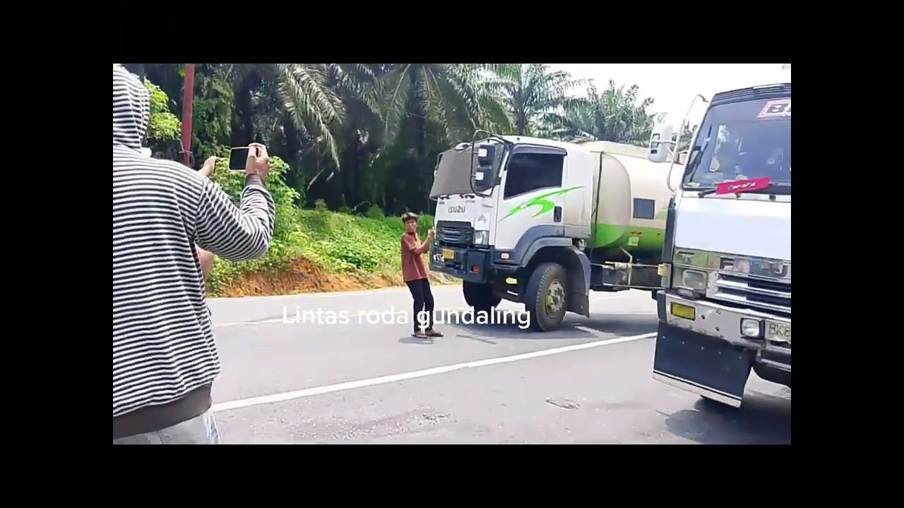 Truk Truk Trailer yang Gagal Memanjakan 