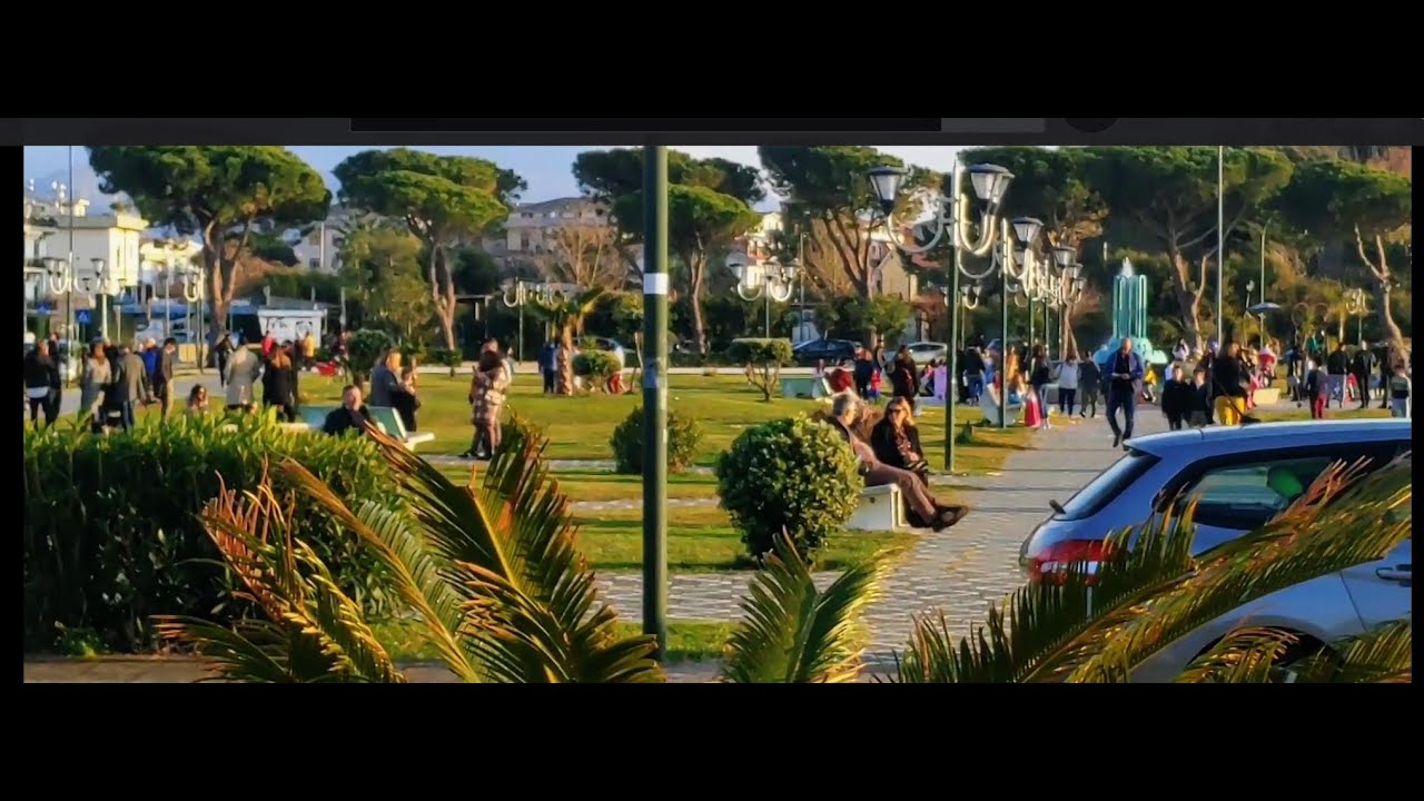 Scalea Italy, Calabria Sunday February 13,  at the park.