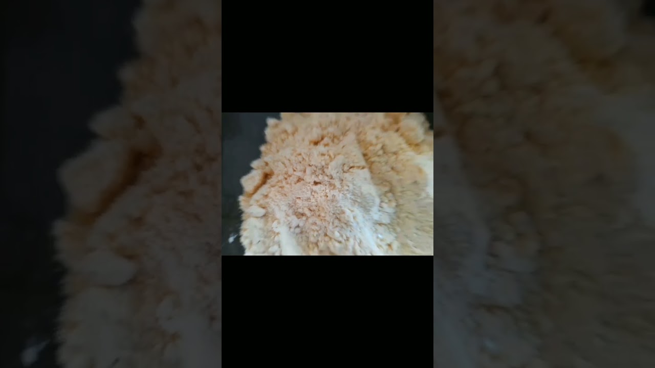 Bolo de fubá cremoso/simples e fácil😋