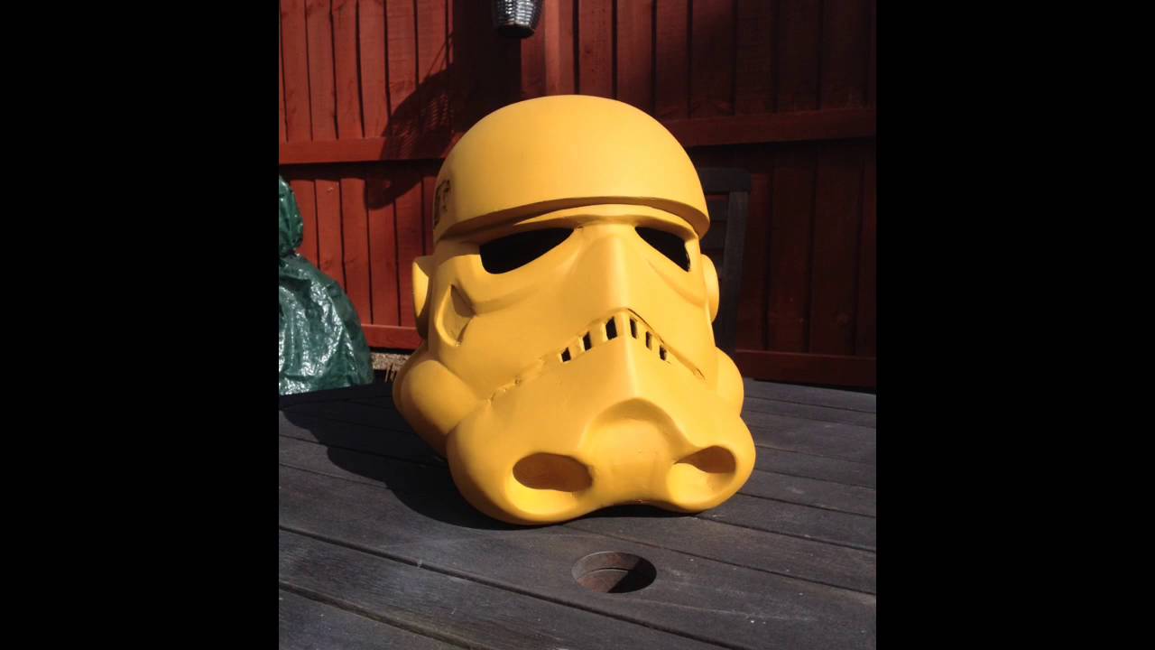 Pepakura Stormtrooper helmet build.