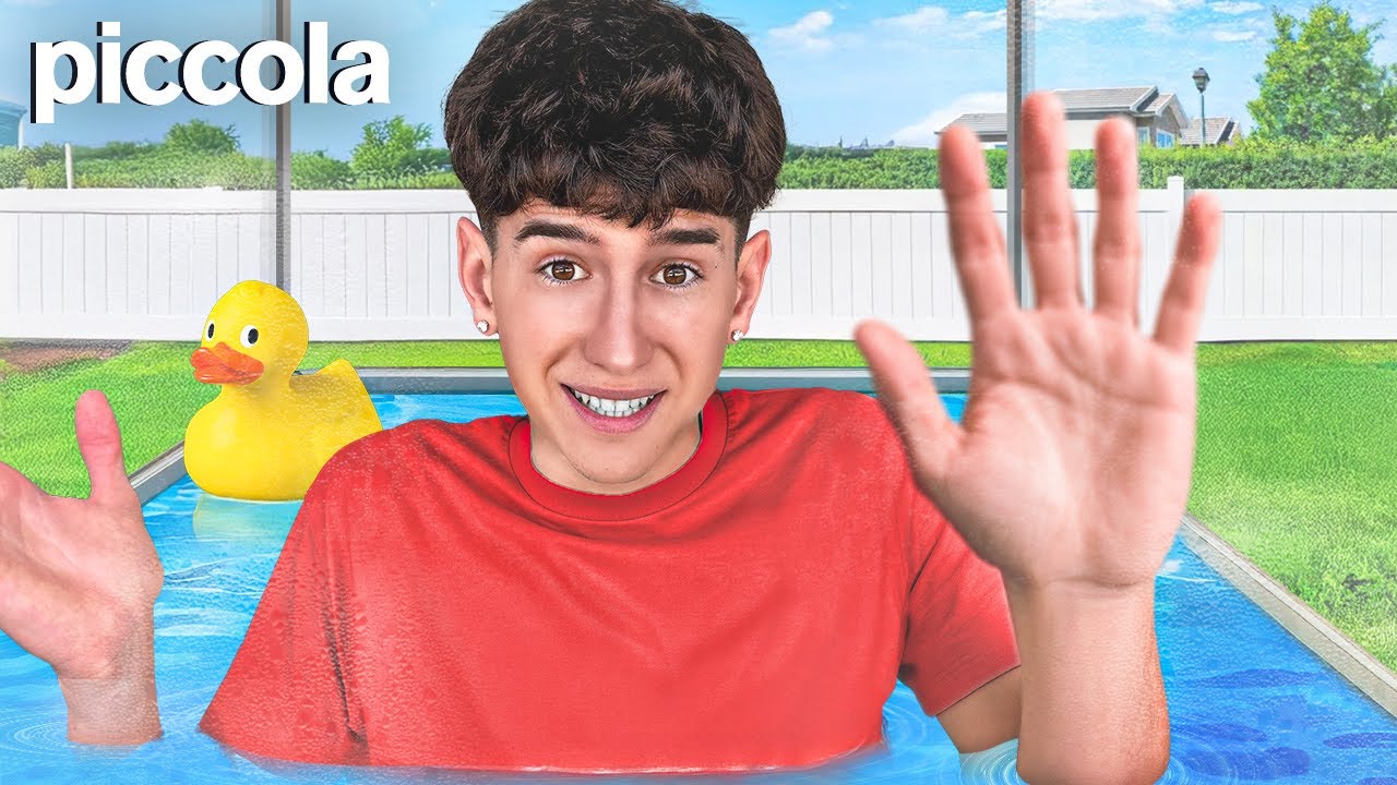 Sopravvivo nella Piscina PIÙ PICCOLA vs PIÙ GRANDE del MONDO! in Villa