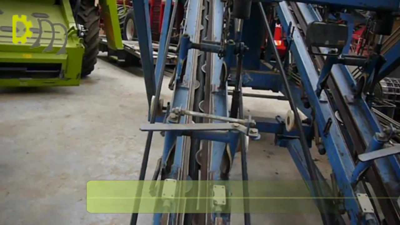 Asalift 2 row carrot harvester with elevator - Duijndam Machines