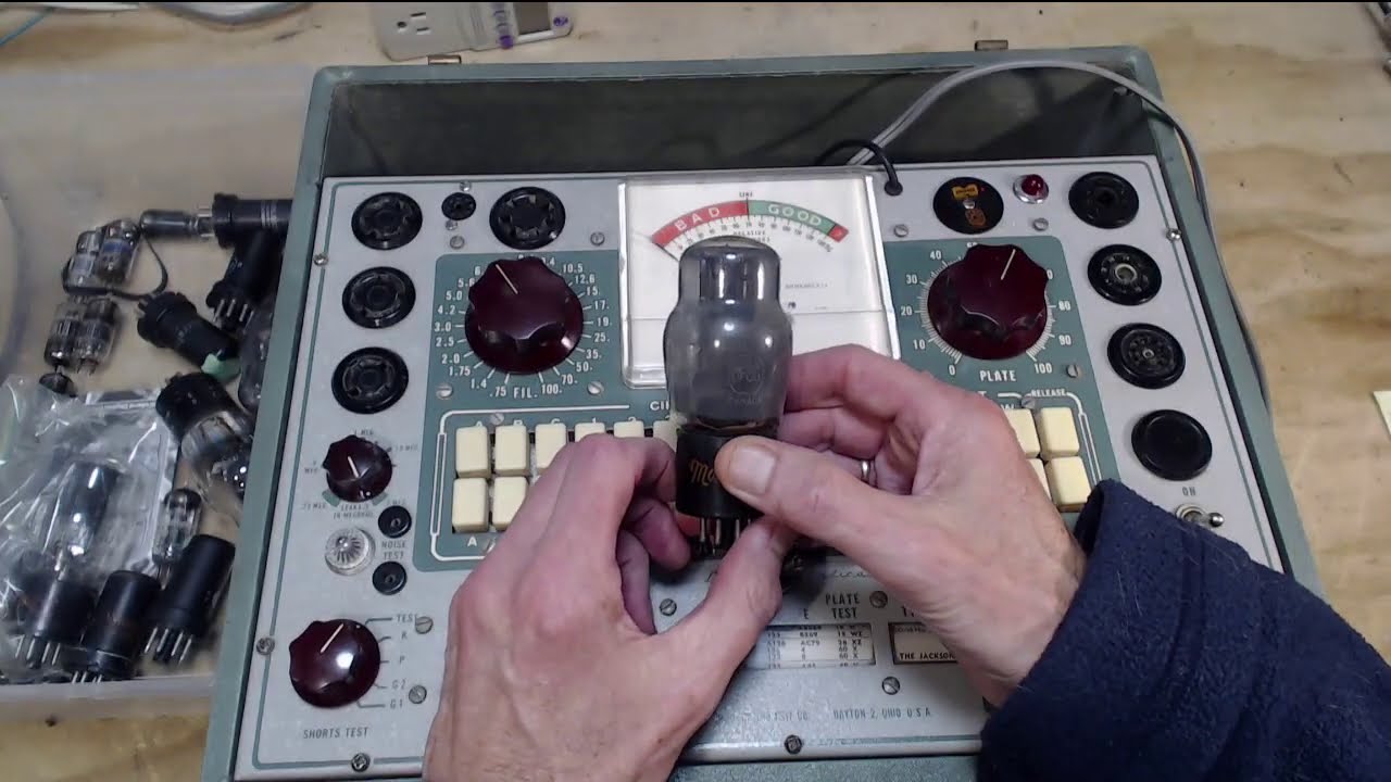 Two Tube Testers - Sencor TC154 and Jackswon 648A