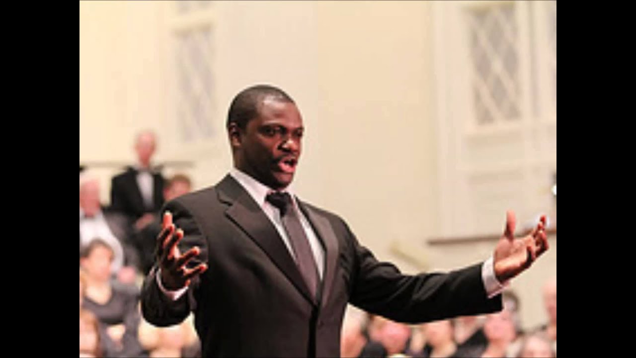 Nelson Ebo sings 'Alleluia' by F. Hummel