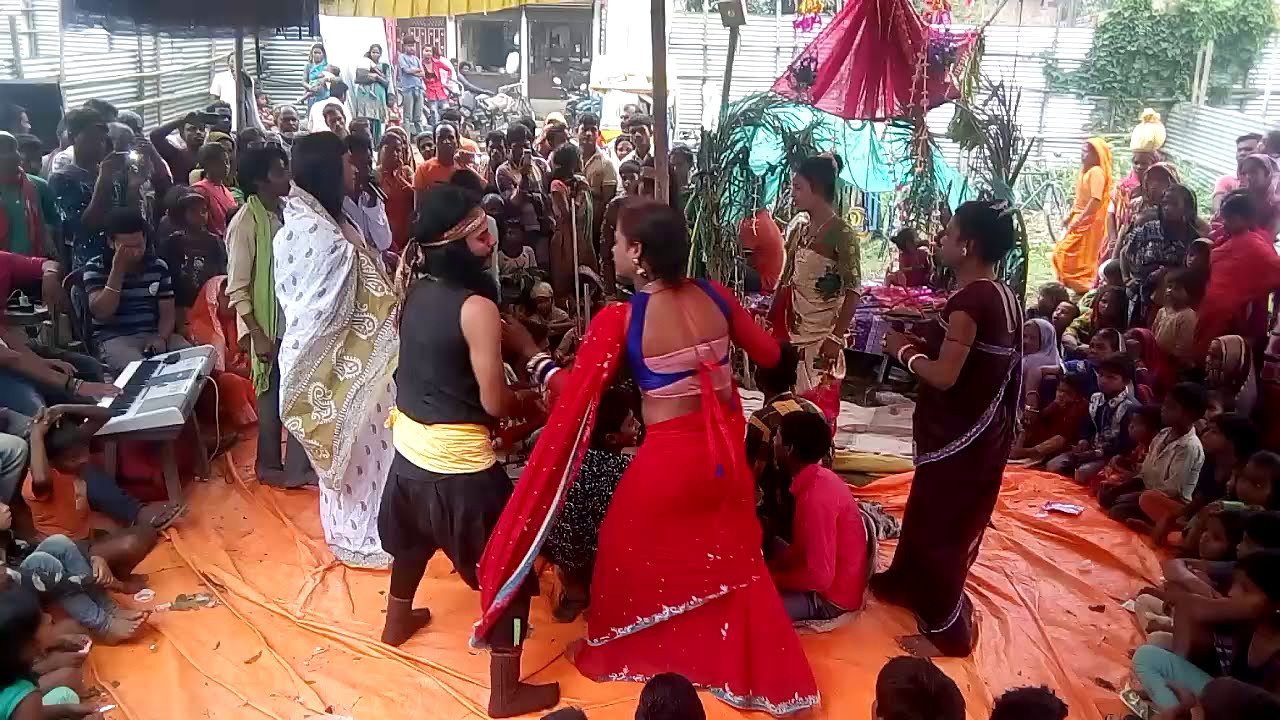KRISHNOR NAAM BOLO HE RADHAR NAAM BOLO/बिहूला पुजा बाँसबाड़ी,बायसी की धमाकेदार प्रस्तुति